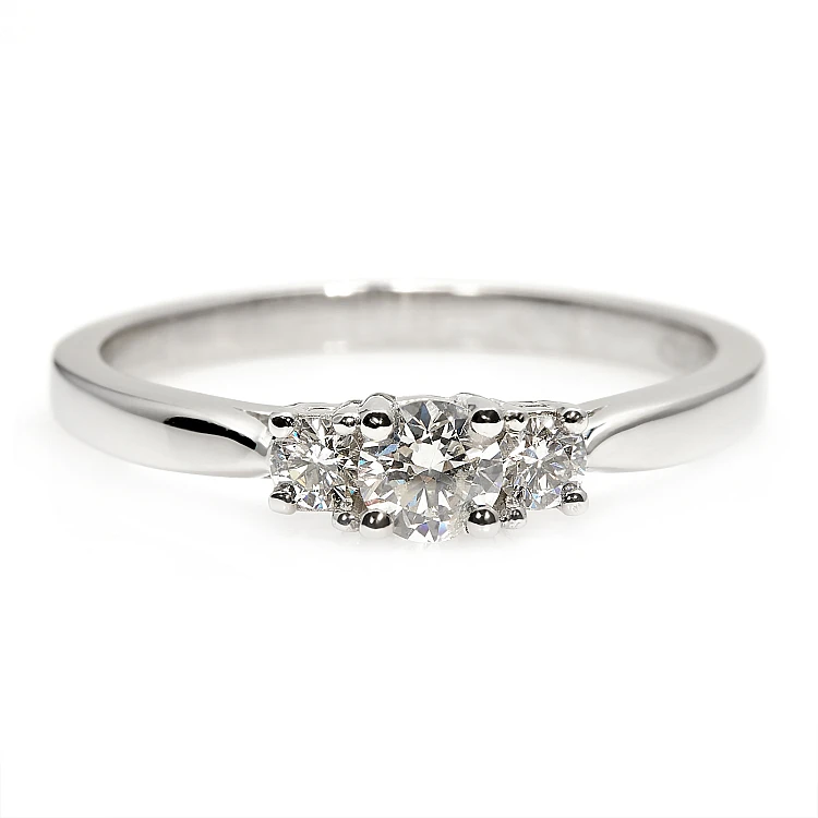 18k Gold Engagement Ring with GIA Certified Brilliant Diamond - model i025