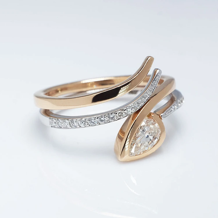 Anello di fidanzamento i1187dipadi in oro con diamante a goccia - GIA 0,30 ct - 0,40 ct