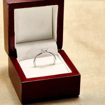 Verlobungsring i122358DiDi aus Gold mit Diamanten – GIA 0,30 ct – 0,40 ct