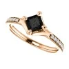 Bague de fiançailles en or avec diamant noir et diamants - modèle i122392