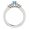 Bague de fiançailles en or avec diamant bleu et diamants - modèle i122543