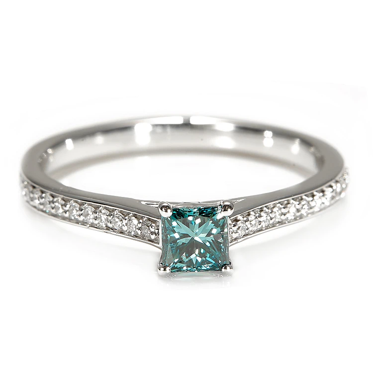 Bague cadeau en or avec diamant bleu et diamants - modèle i122604