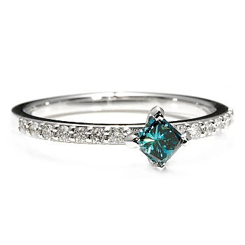 Bague de fiançailles en or avec diamant princesse bleu et diamants - modèle i1227907