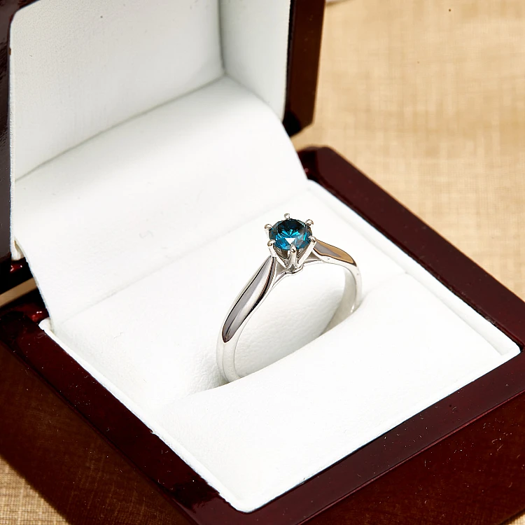 Anillo de compromiso de oro con diamante azul de 0,20 ct a 0,25 ct - modelo i1766v2