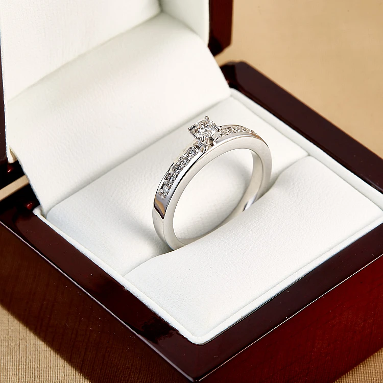 Bague de fiançailles en or et diamants 0,20 ct - 0,25 ct - modèle i2321
