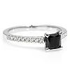 Anillo de compromiso de oro con diamante negro princesa y diamantes - modelo i2621