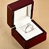 Anillo de compromiso de oro de 18k o platino con diamante central certificado por GIA de 0,50ct o 0,70ct y diamantes secundarios - modelo i504p4