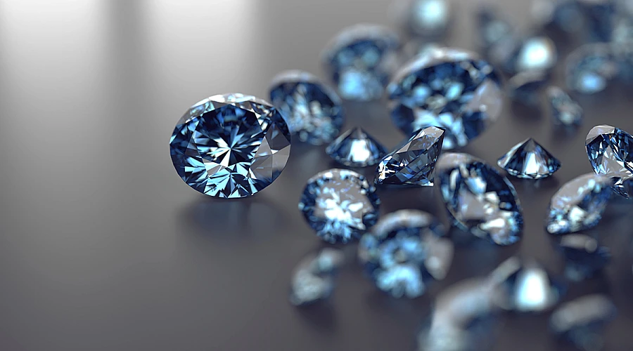 Cos'è un diamante blu e perché merita di essere nella tua collezione di gioielli