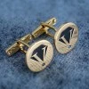 bt350 Gouden of platina knoppen met blauwe diamanten