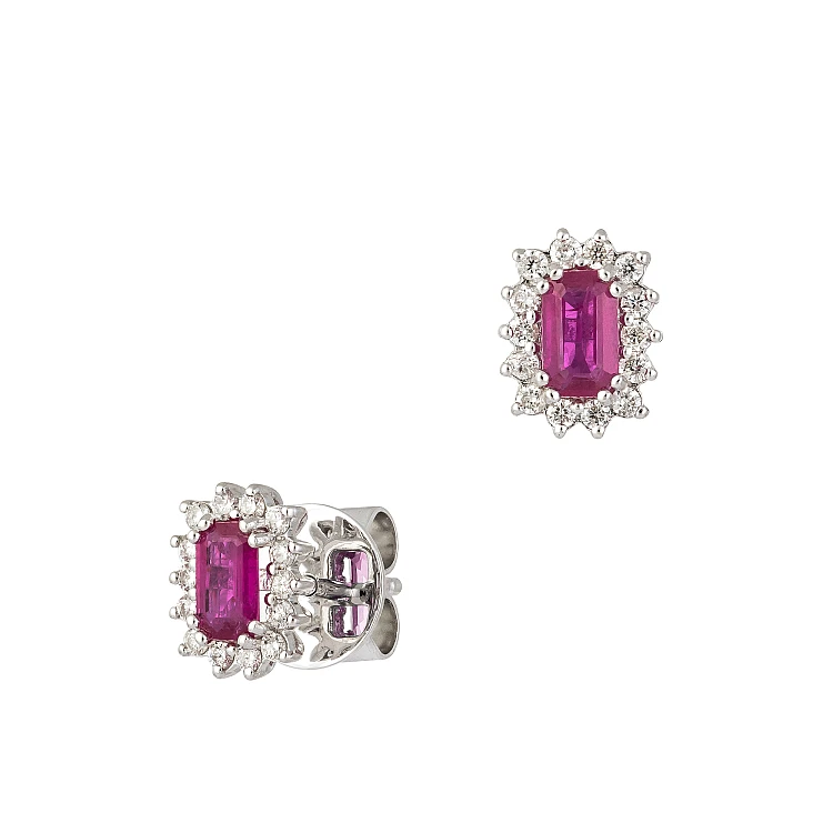 Boucles doreilles en or avec rubis, émeraudes et diamants - modèle c2472