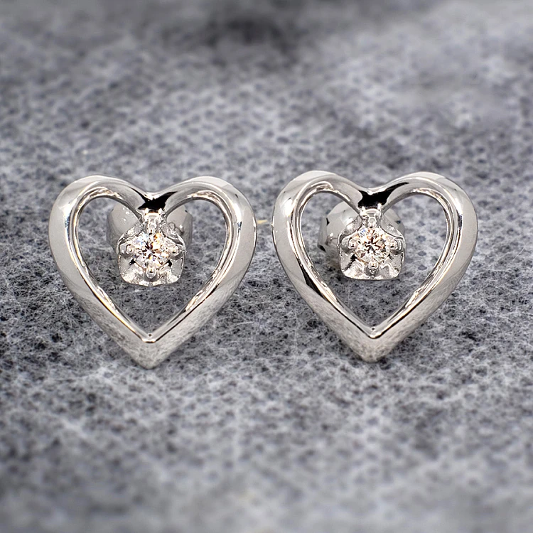 Herzohrringe aus Gold oder Platin mit Diamanten c3229