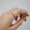 Bague cadeau en or ou en platine avec saphirs - modèle i2003