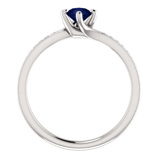 Anillo de oro con zafiro y diamantes - modelo 122358