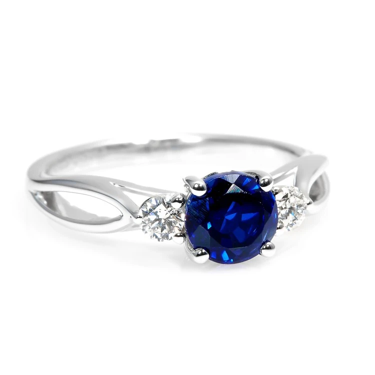 Bague de fiançailles en or avec saphir et diamants - modèle i122513