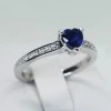 Bague de fiançailles en or avec saphir cœur et diamants - modèle i122866