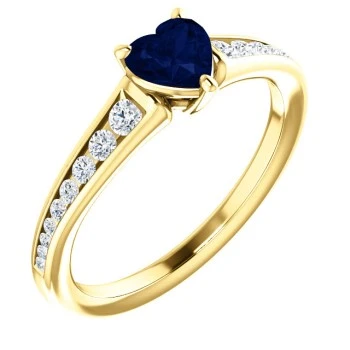 Anello di Fidanzamento i122866SfHDi in Oro con Zaffiro a Cuore e Diamanti