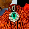 Colgante vintage de oro o platino con esmeralda ovalada - modelo pan1579
