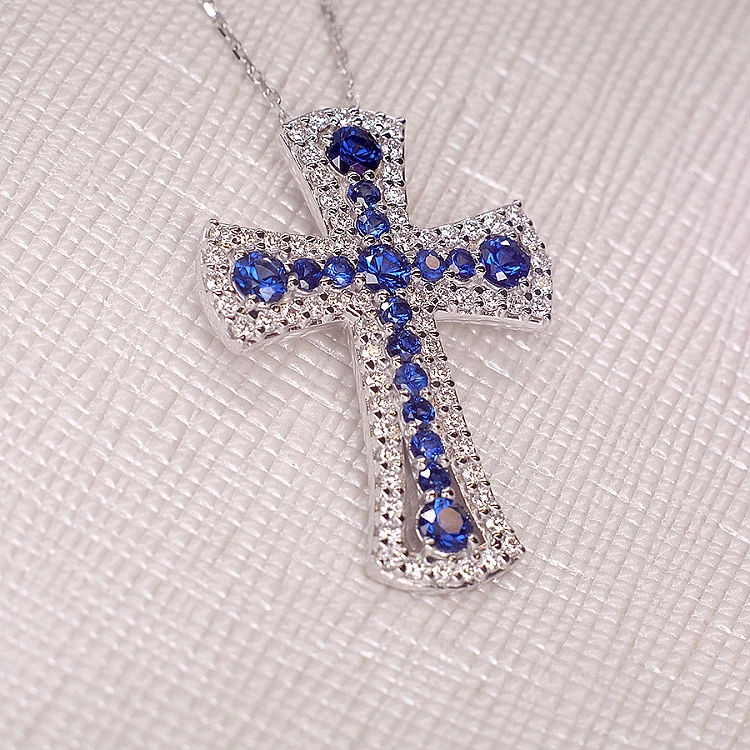 Crucifix unisexe en or avec diamants et saphirs - modèle pan1581