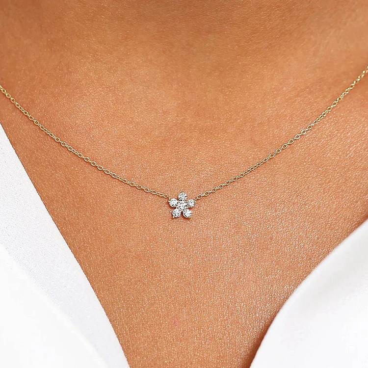 Goldblumenanhänger mit Diamanten pan3143