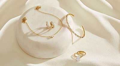 Joyas de diamantes para lucir este verano