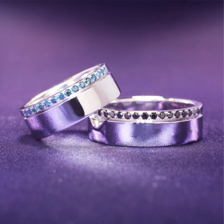 Wedding rings v038 in Gold or Platinum with Blue and Black Diamonds