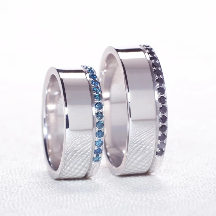 Wedding rings v038 in Gold or Platinum with Blue and Black Diamonds