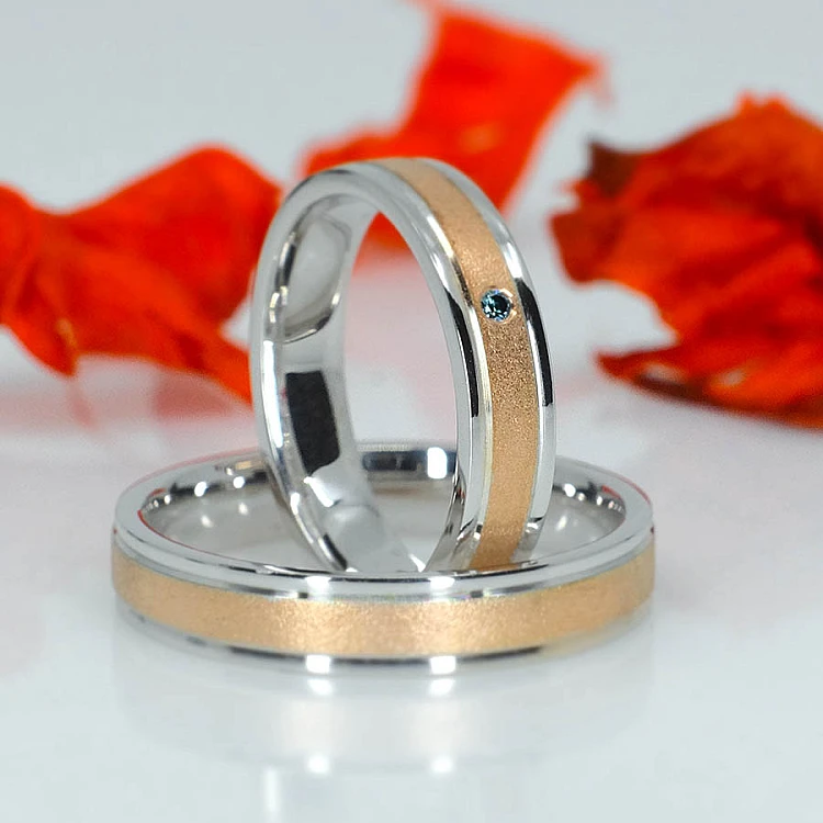 Wedding rings v0481 Matte Sandblasted Gold Two Colors with Blue Diamond