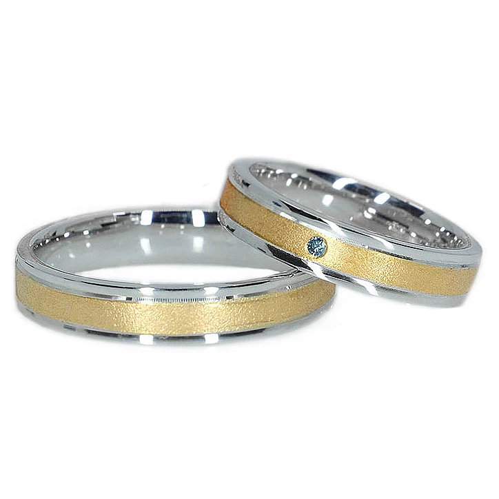 Wedding rings v0481 Matte Sandblasted Gold Two Colors with Blue Diamond