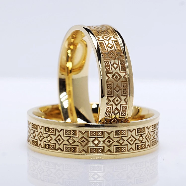 Anillos de boda láser con motivos rumanos en oro o platino - modelo v114