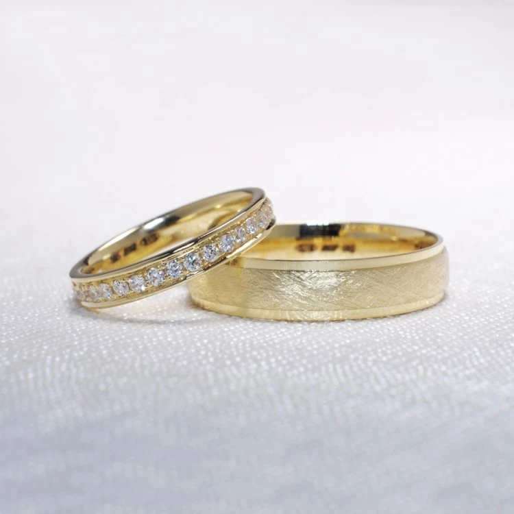 Fedi nuziali v1248 in Oro o Platino con Diamanti