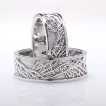 18k Gold or Platinum Wedding Rings with a Pattern Inspired by Nature - model v1253