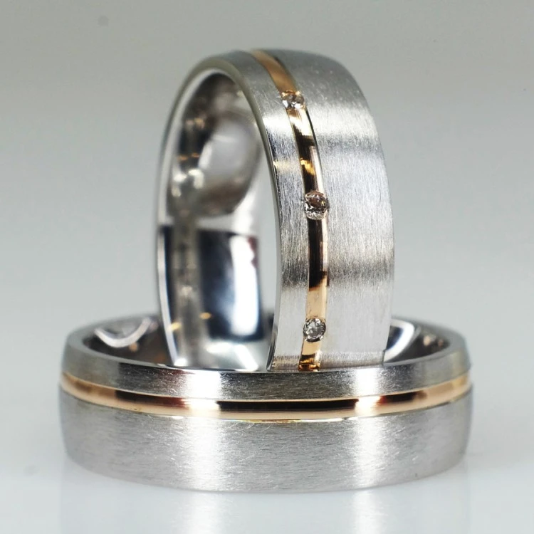 Eheringe v1291 Zweifarbiges Gold mit Diamanten