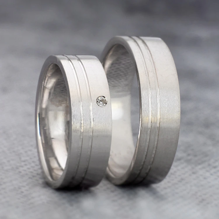 Fedi nuziali v137 in Oro o Platino con Diamante