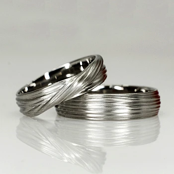 Trouwringen v1517 in Gold of Platinum Waves model