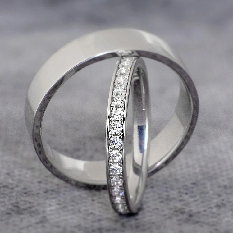 Wedding rings v230 in Gold or Platinum with Diamonds