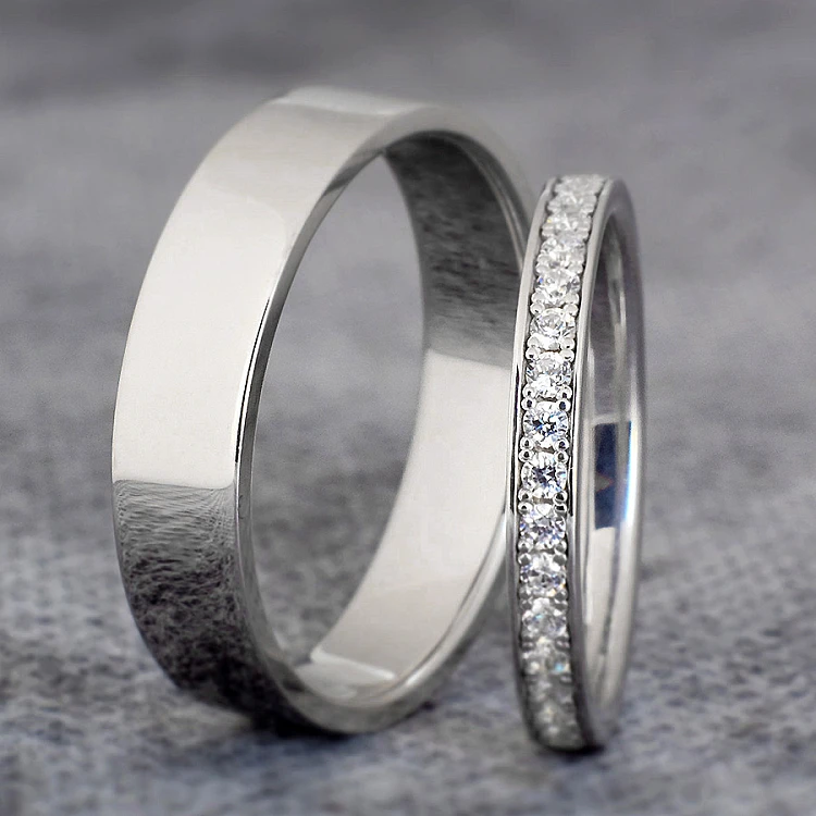 Wedding rings v230 in Gold or Platinum with Diamonds