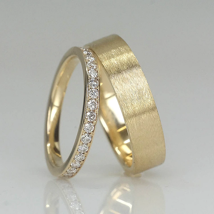 Wedding rings v230 in Gold or Platinum with Diamonds
