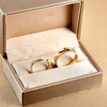 Modern Wedding Rings with Diamonds made of 18k Gold or Platinum - model v3752
