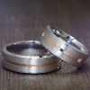 V940 Gouden trouwringen met diamanten